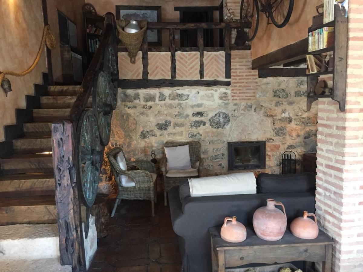 Casa Rural La Charolesa Aguilera Buitenkant foto